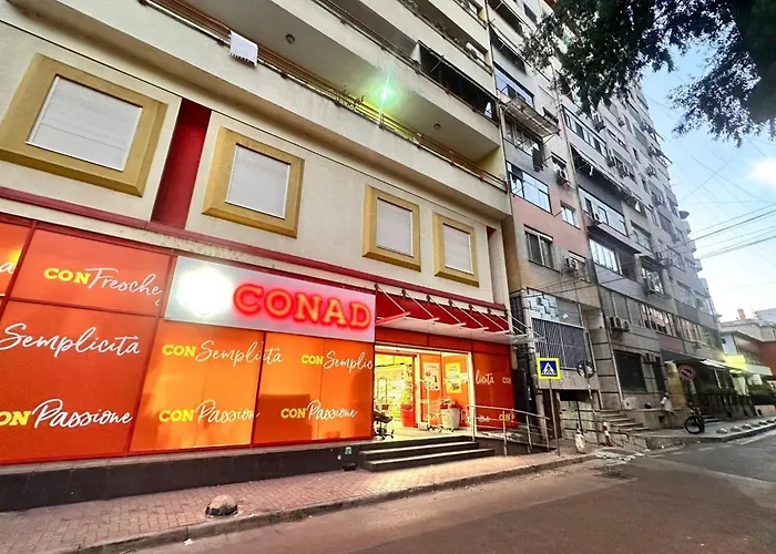 The Golden Luxury Downtown *